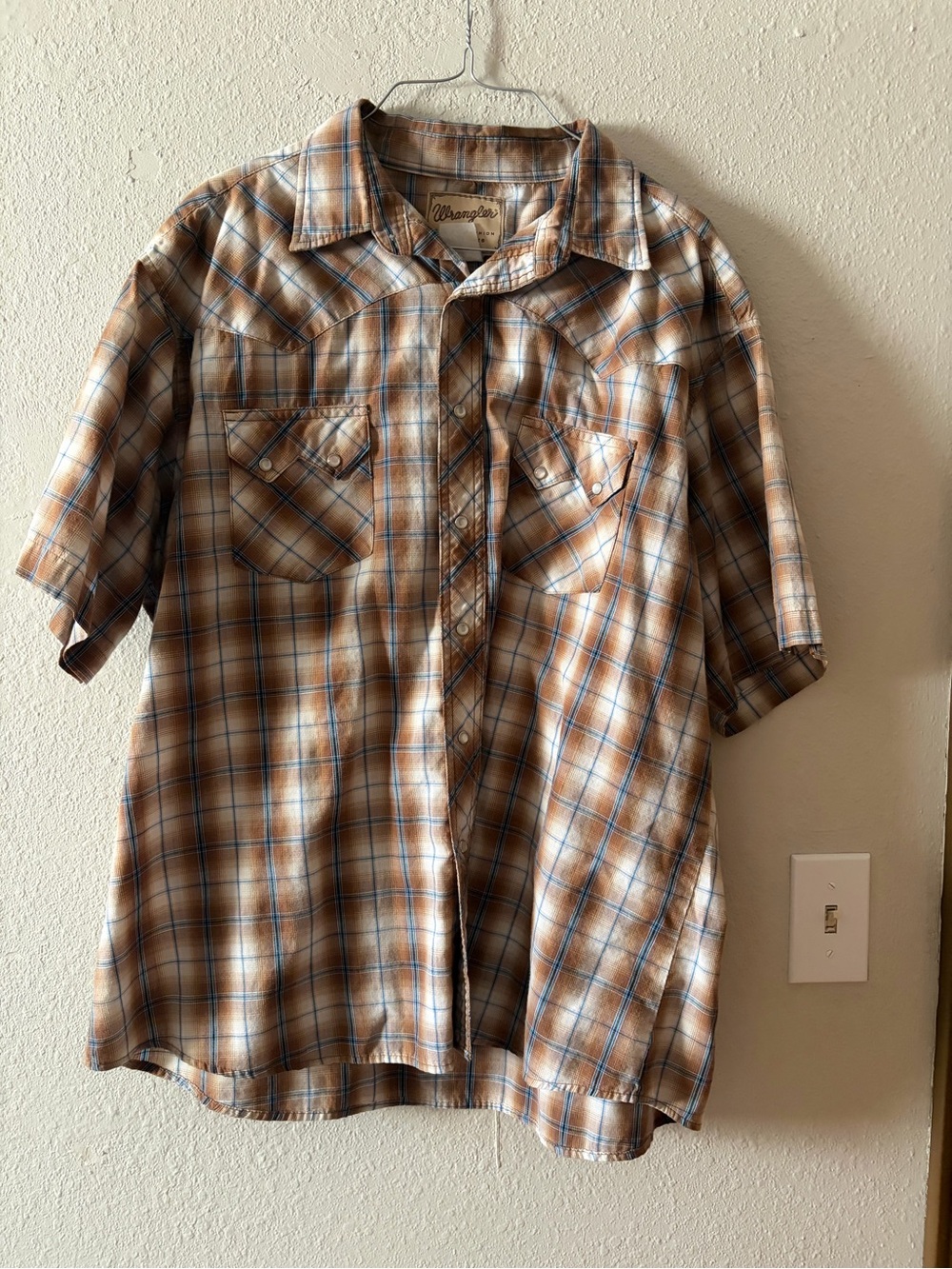 Wrangler Short Sleeve Plaid Button-Down Shirt in Brown and Blue